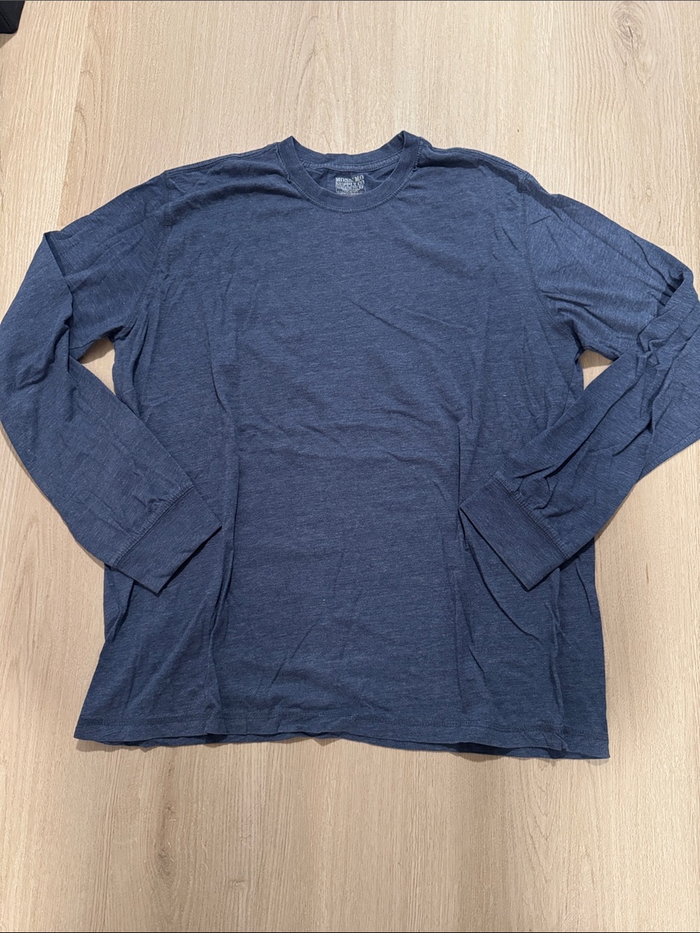 Long-Sleeve Crewneck Shirt in Blue